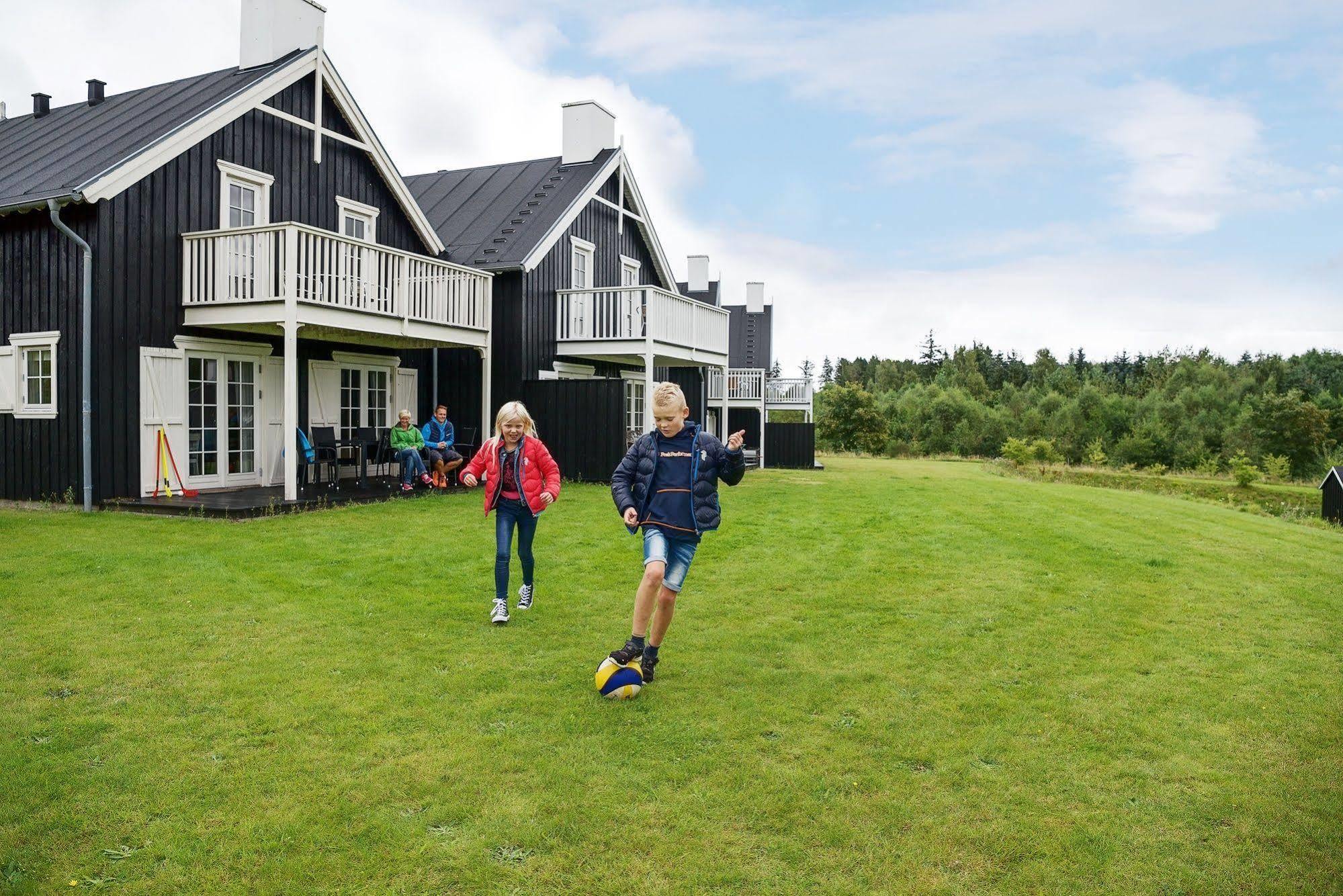 Dayz Sohojlandet Golf Resort Gjern Exteriér fotografie